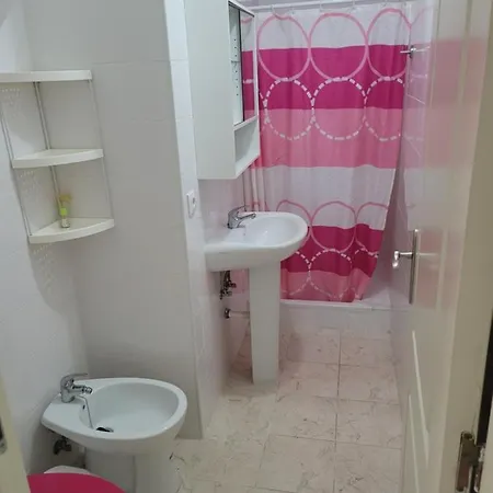 Rosa Holiday home Nazare